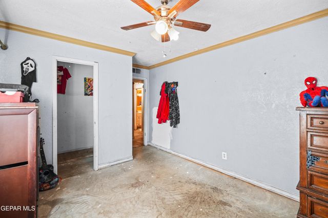 404 LESA Lane, El Paso, TX 79915