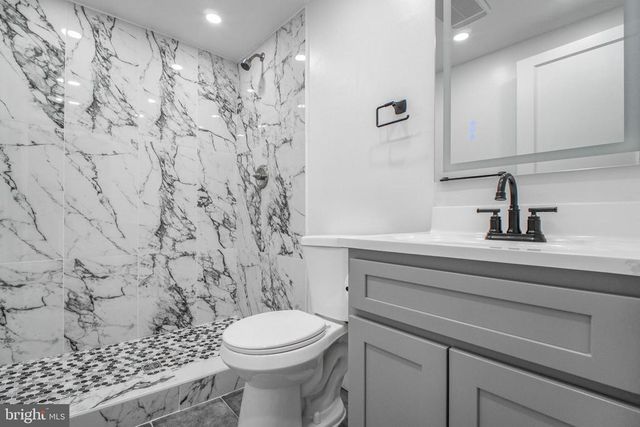 125 HIGH ST, Luray, VA 22835