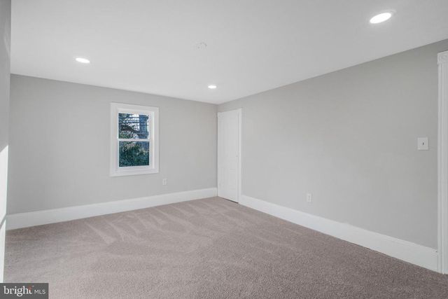 125 HIGH ST, Luray, VA 22835