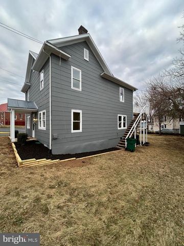 125 HIGH ST, Luray, VA 22835