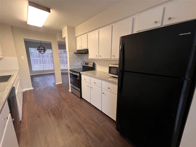 5106 Spruce Forest Drive, Houston, TX 77091