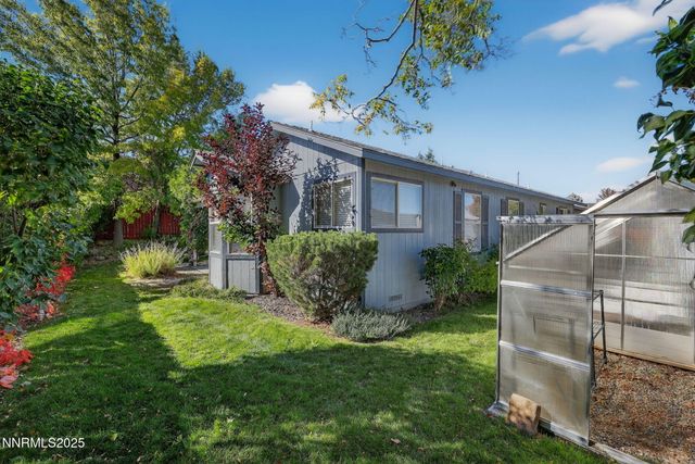 985 Hilltop Drive, Carson City, NV 89705