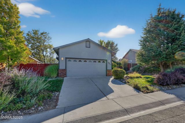 985 Hilltop Drive, Carson City, NV 89705