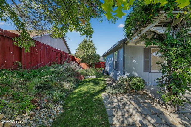 985 Hilltop Drive, Carson City, NV 89705