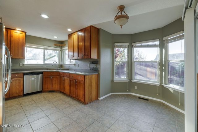 985 Hilltop Drive, Carson City, NV 89705