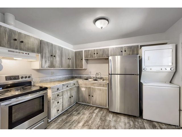 126 N Roosevelt St, Colorado Springs, CO 80909