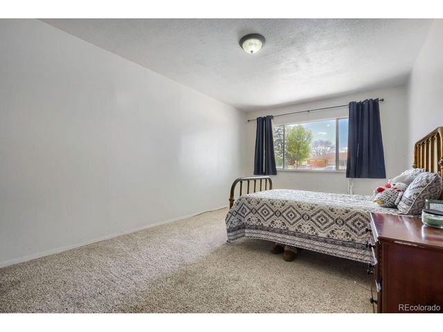 126 N Roosevelt St, Colorado Springs, CO 80909
