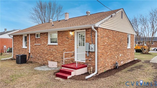 2214 Beau Ln, Henrico, VA 23223