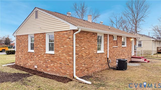 2214 Beau Ln, Henrico, VA 23223