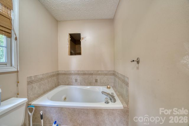 163 Canaan Drive, Candler, NC 28715