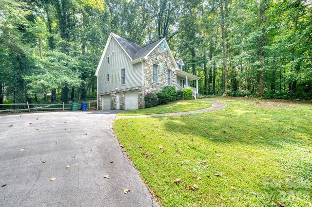 163 Canaan Drive, Candler, NC 28715