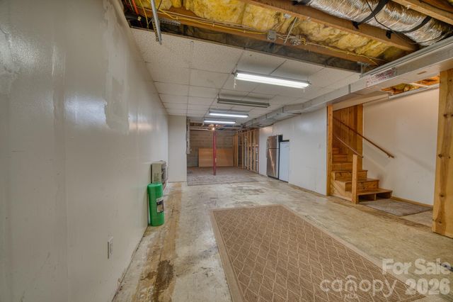 163 Canaan Drive, Candler, NC 28715
