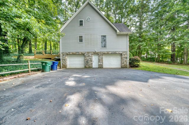 163 Canaan Drive, Candler, NC 28715