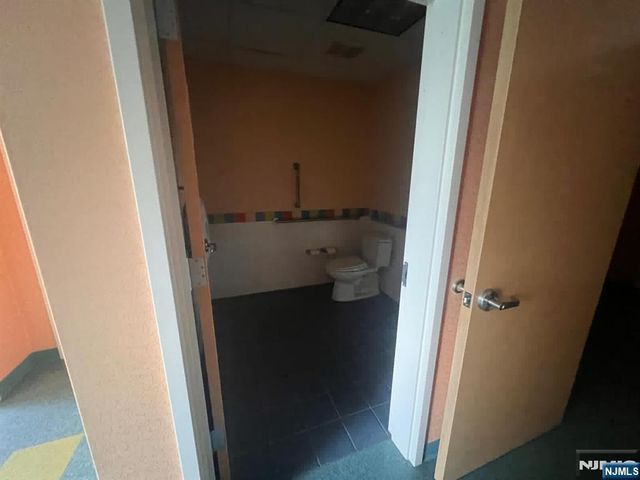 715 Broadway 3, Paterson, NJ 07514