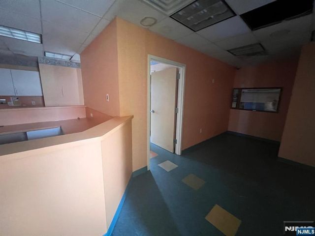 715 Broadway 3, Paterson, NJ 07514