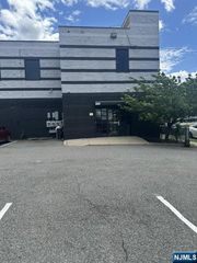 715 Broadway 3, Paterson, NJ 07514