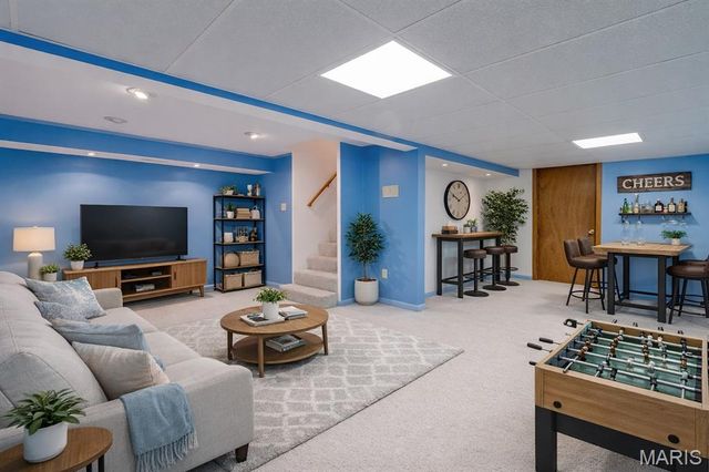 2130 Jenkee Drive, Florissant, MO 63031