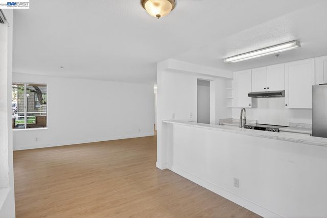 2901 Macarthur Blvd 103, Oakland, CA 94602