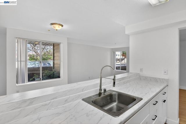 2901 Macarthur Blvd 103, Oakland, CA 94602