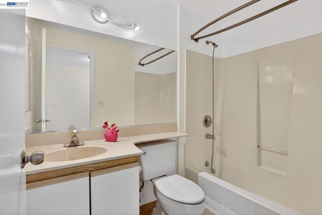 2901 Macarthur Blvd 103, Oakland, CA 94602