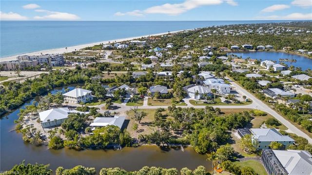 408 Tiree CIR, Sanibel, FL 33957
