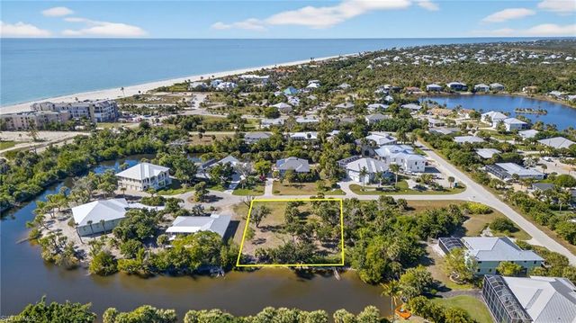 408 Tiree CIR, Sanibel, FL 33957