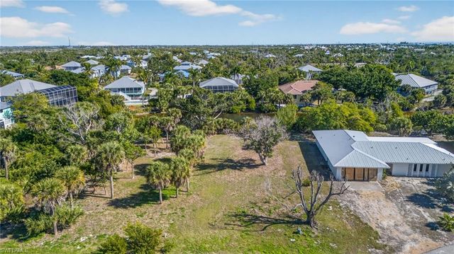 408 Tiree CIR, Sanibel, FL 33957