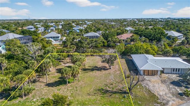 408 Tiree CIR, Sanibel, FL 33957