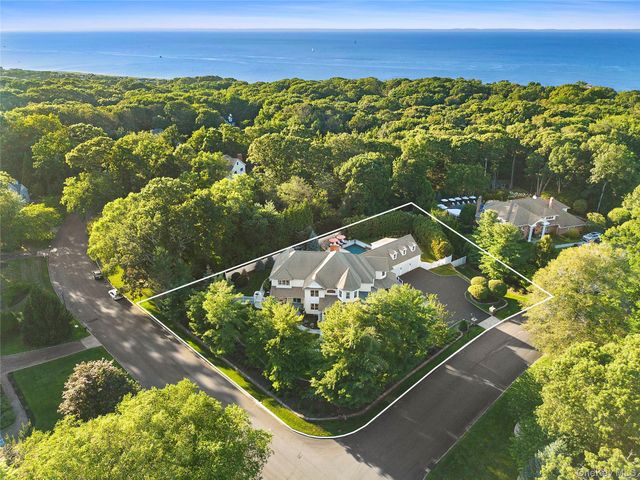 2 N Harbor Down, Miller Place, NY 11764