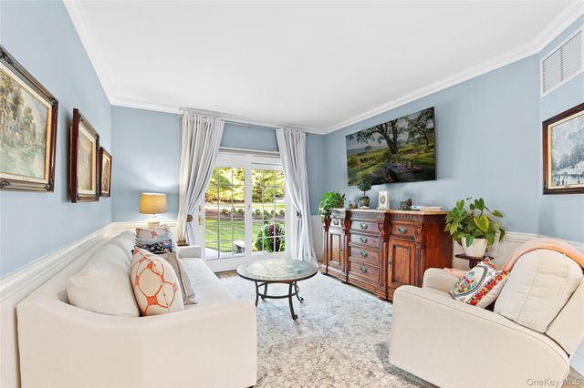 2 N Harbor Down, Miller Place, NY 11764