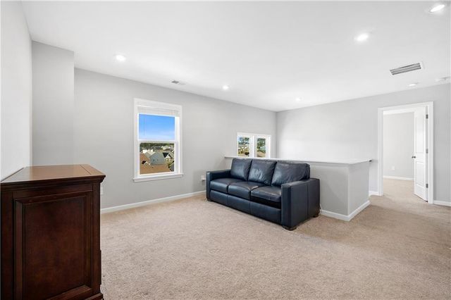 1033 Michigan Circle, Hoschton, GA 30548