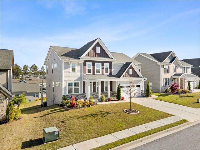 1033 Michigan Circle, Hoschton, GA 30548