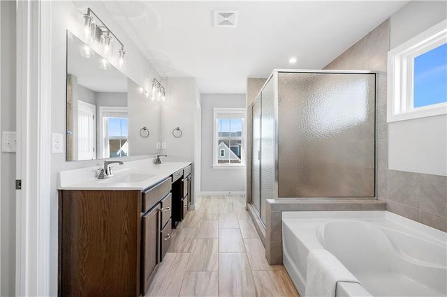 1033 Michigan Circle, Hoschton, GA 30548