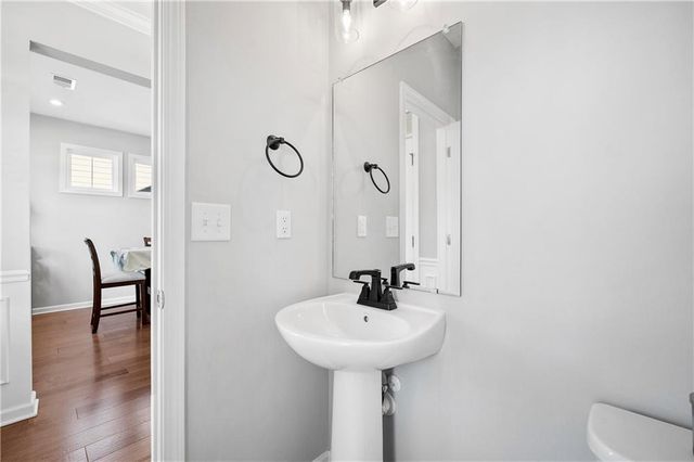 1033 Michigan Circle, Hoschton, GA 30548