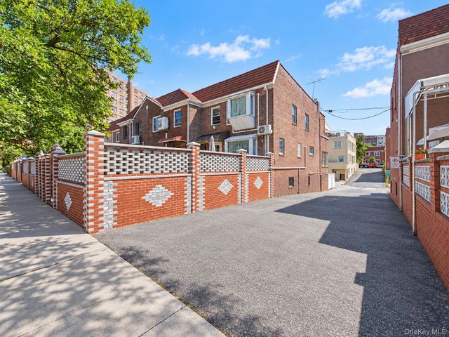 9940 64th Road, Rego Park, NY 11374