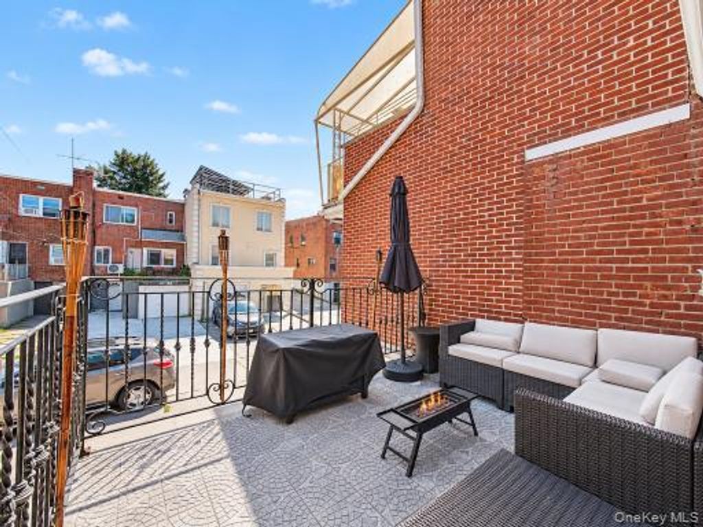 9940 64th Road, Rego Park, NY 11374 — photo 4