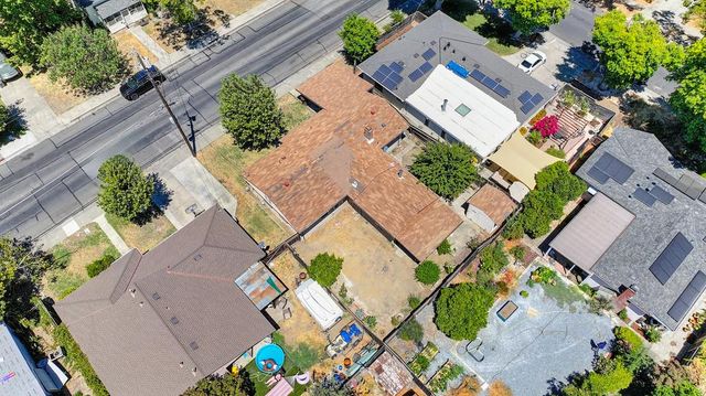 312 Beamer St, Woodland, CA 95695