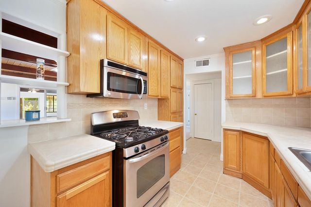 312 Beamer St, Woodland, CA 95695