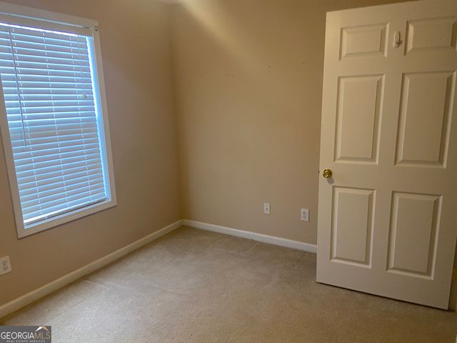 15 Twin Lakes Road, Winder, GA 30680