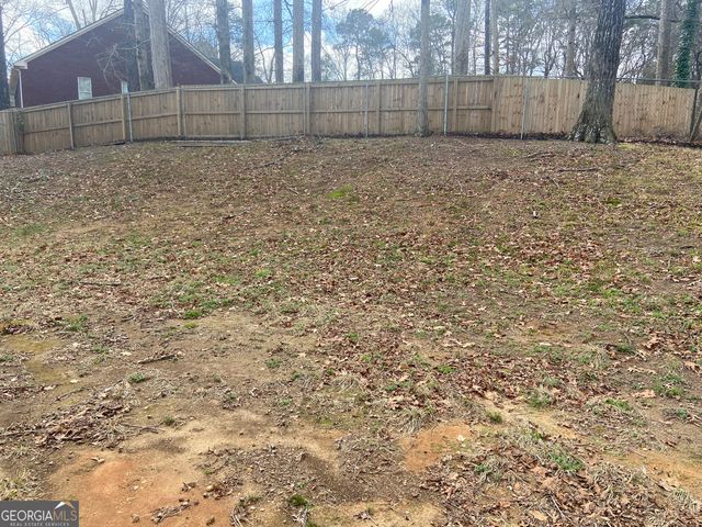 15 Twin Lakes Road, Winder, GA 30680