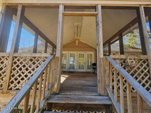 410 Masters Lane, Hampstead, NC 28443