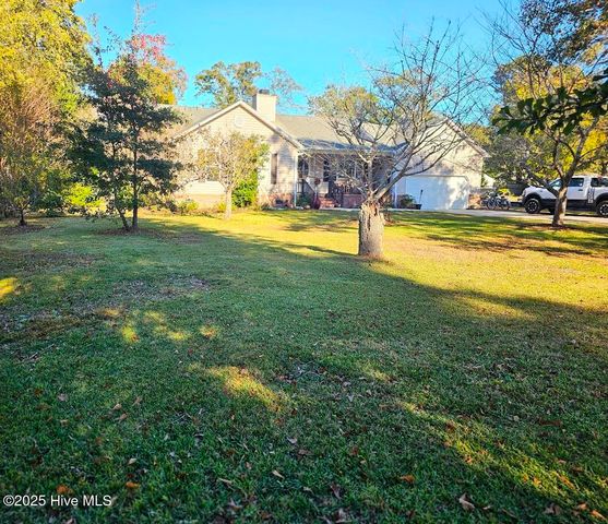 410 Masters Lane, Hampstead, NC 28443