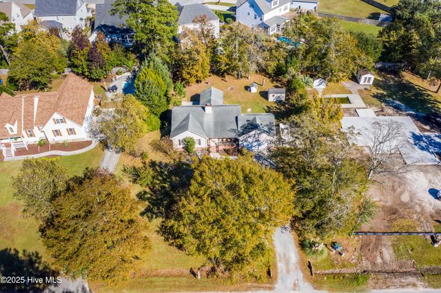 410 Masters Lane, Hampstead, NC 28443