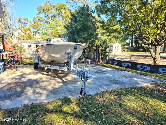 410 Masters Lane, Hampstead, NC 28443