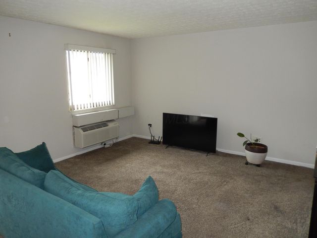 3941 Karl Road, 322, Columbus, OH 43224