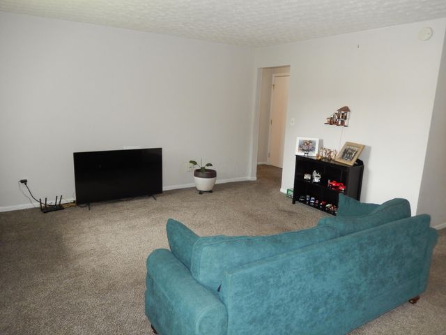 3941 Karl Road, 322, Columbus, OH 43224