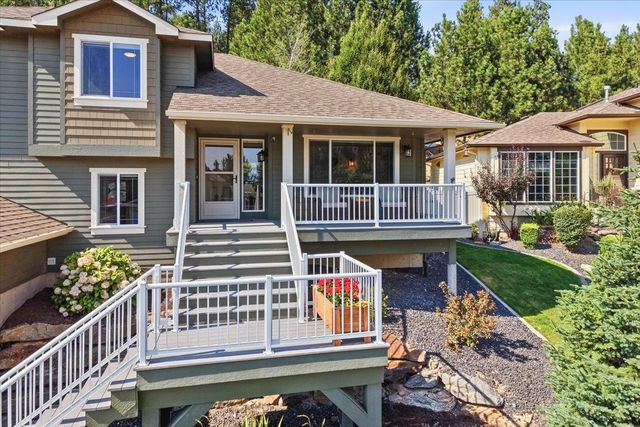18613 E Laluna Ct, Otis Orchards, WA 99027