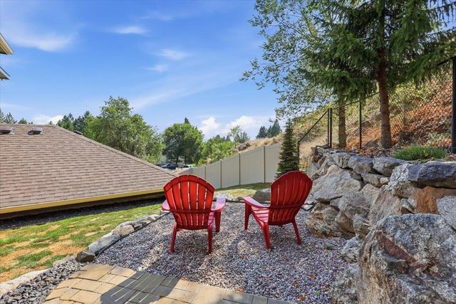 18613 E Laluna Ct, Otis Orchards, WA 99027