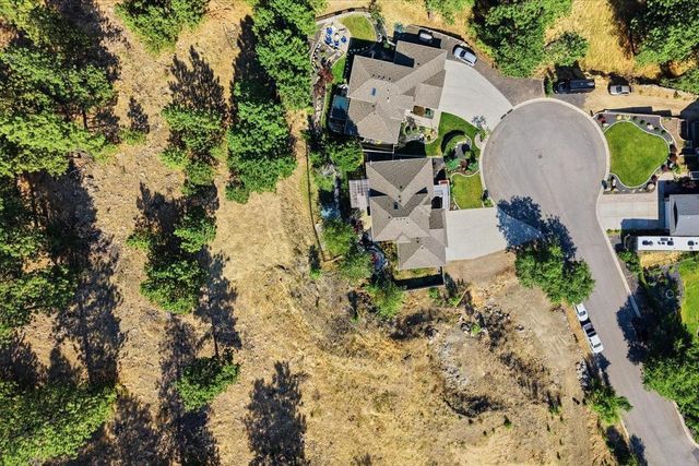 18613 E Laluna Ct, Otis Orchards, WA 99027