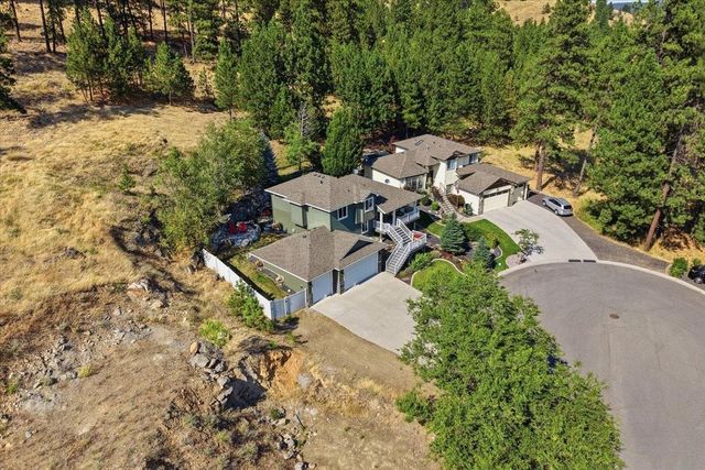 18613 E Laluna Ct, Otis Orchards, WA 99027